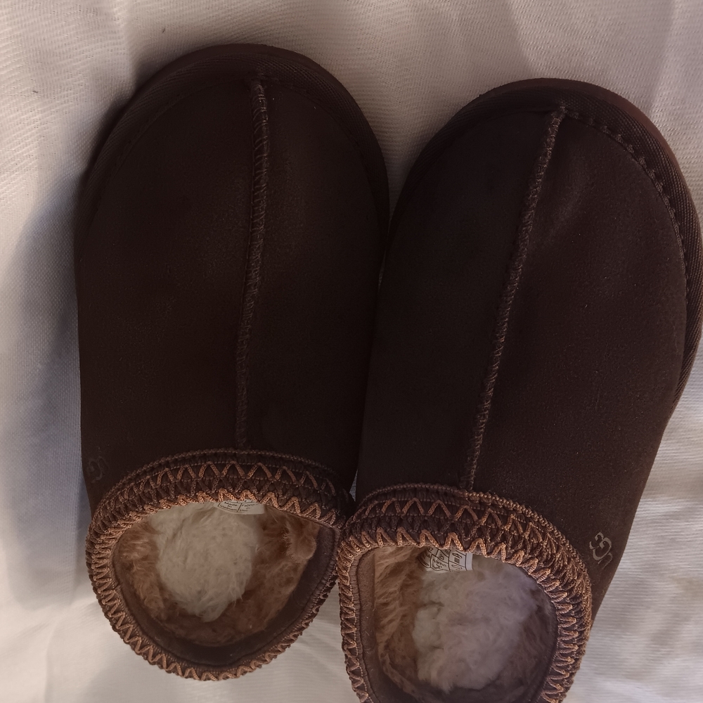 UGG Brown Tasman Size 6 Slippers